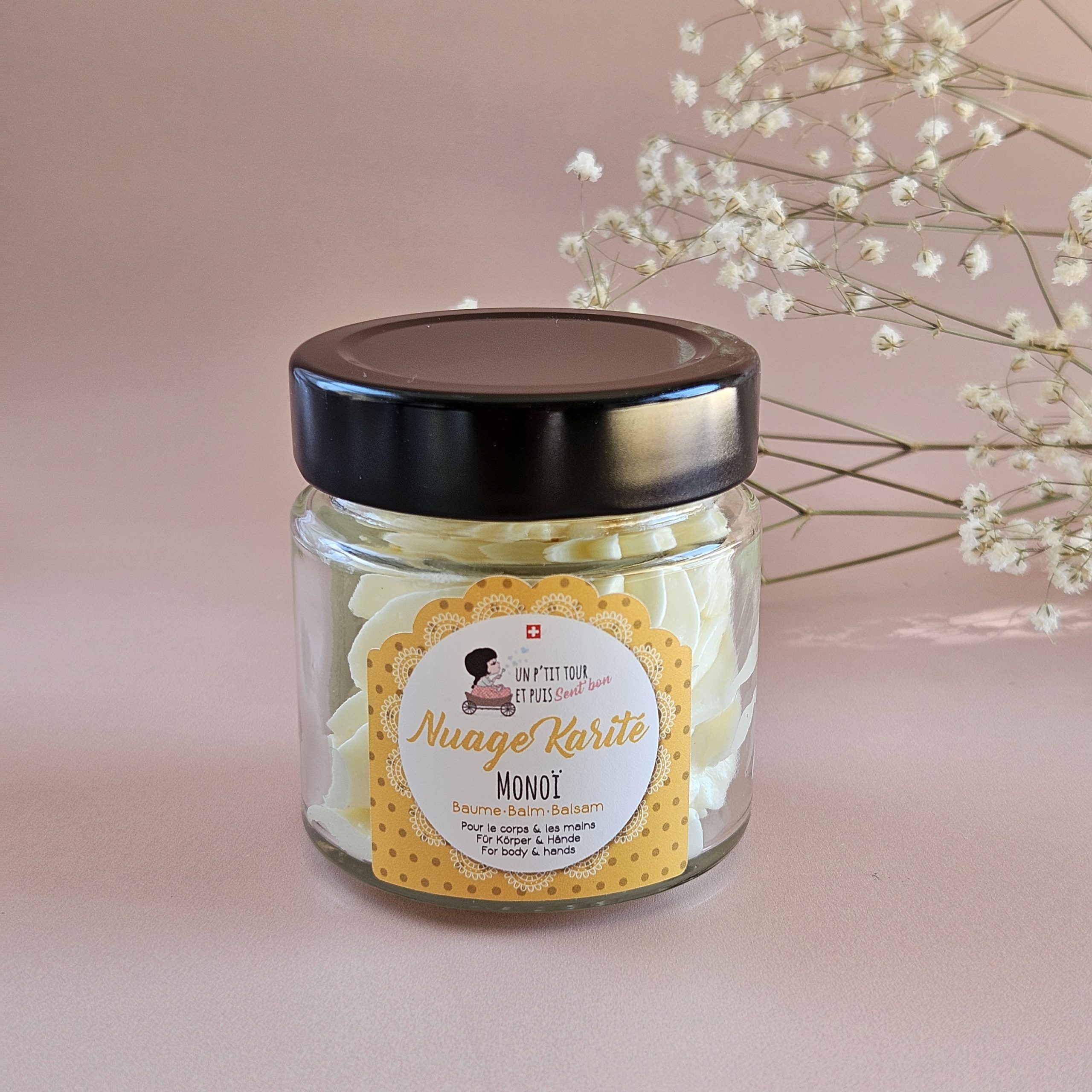 Baume chantilly Nuage de karité Monoï 70 g – format pratique, parfum Monoï estival et solaire, artisanal en Suisse
