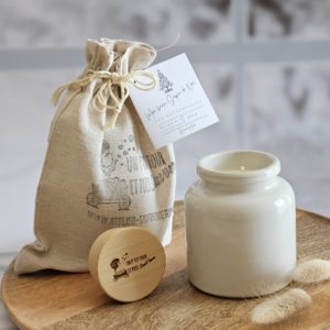 bougie parfumée sapin de noël artisanale pot en grès