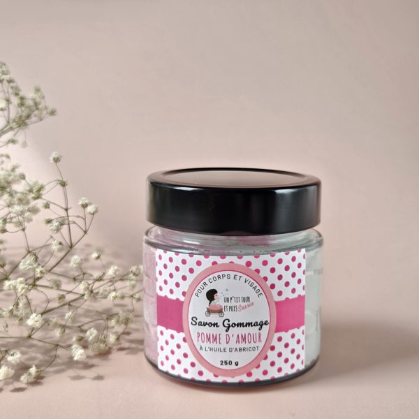 Savon gommant chantilly à la pomme d’amour – exfoliant corps et visage